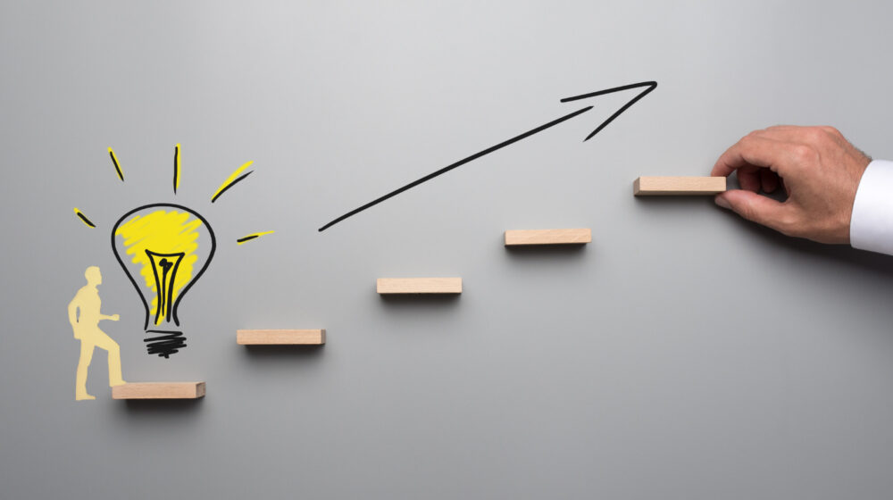 自律型人材は“段階設計”で決まる――組織学習を進化させる5つのステップと支援の技術